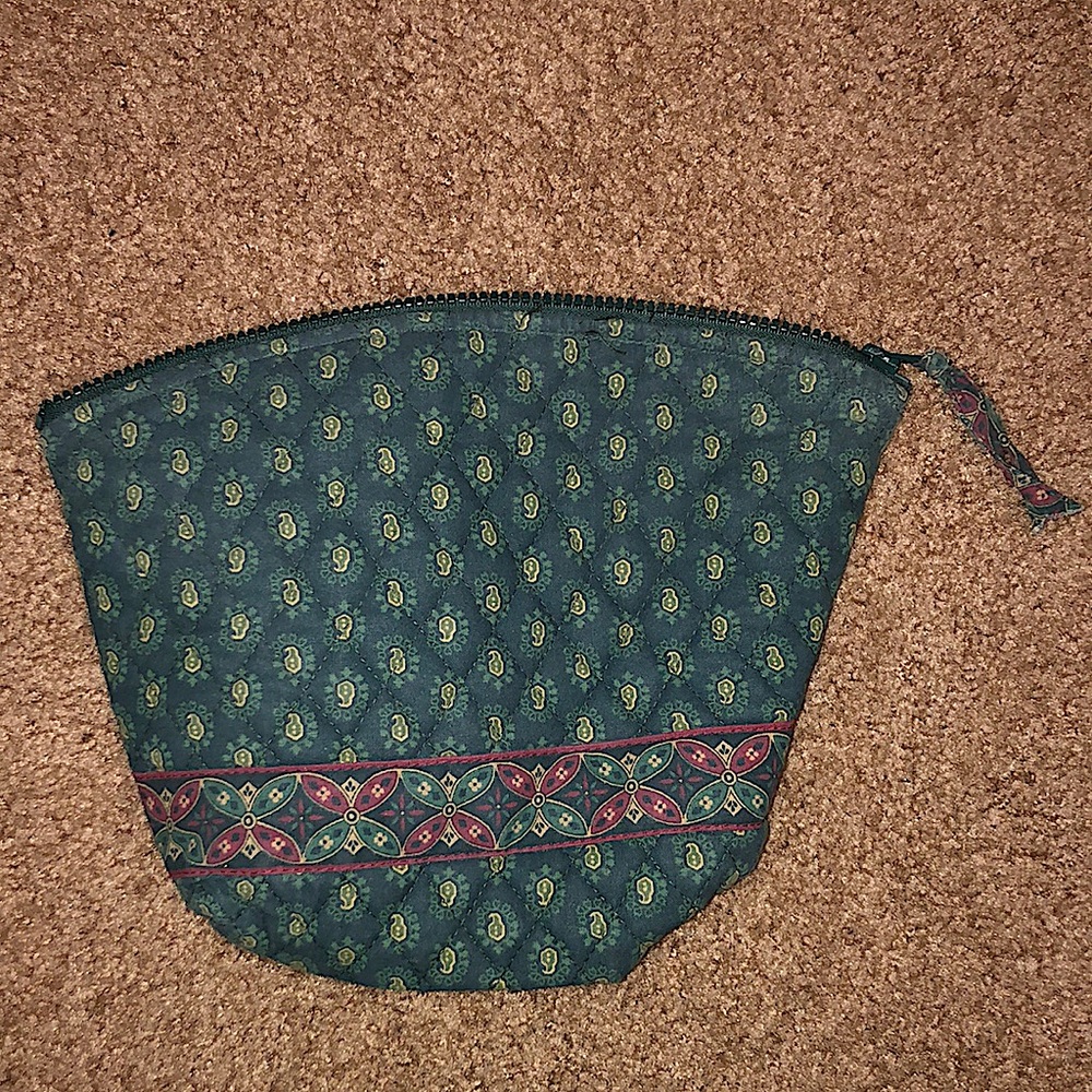 Vera Bradley Travel Bag w/ Waterproof Lining